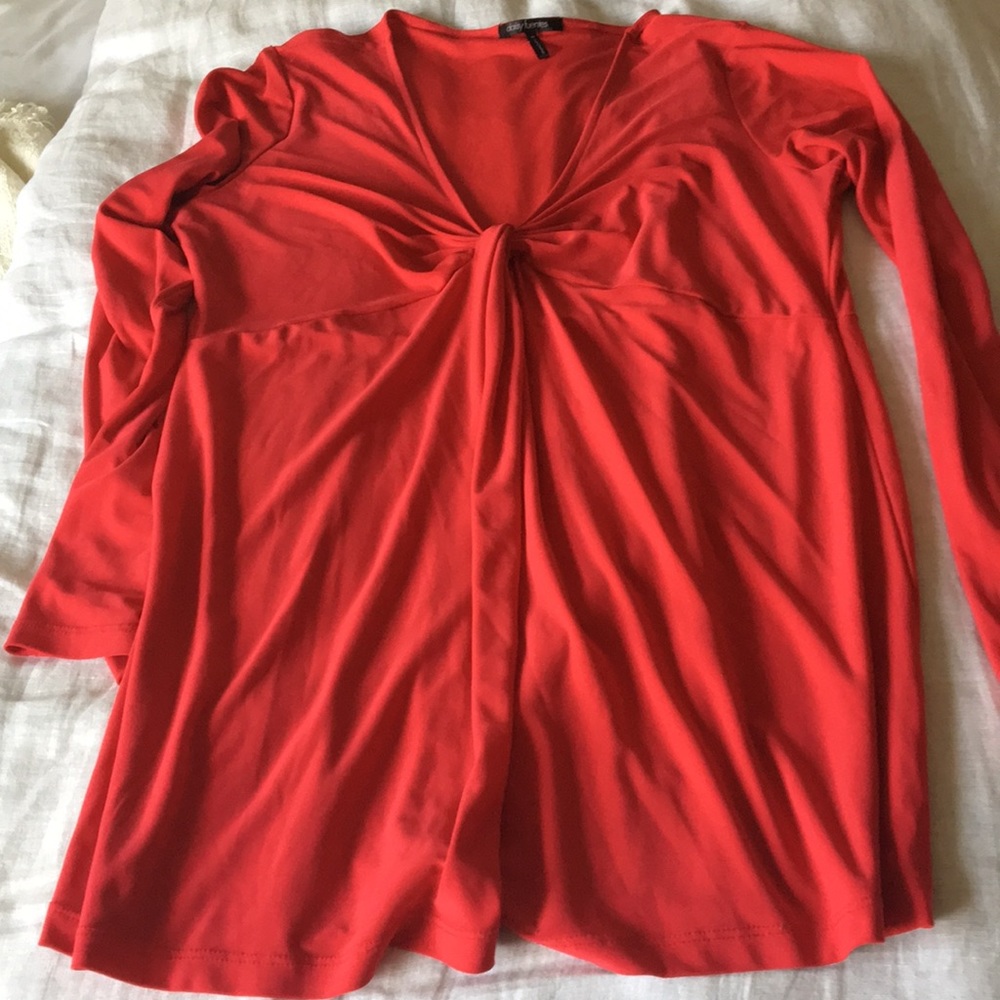 🔥6 for $20🔥Daisy Fuentes pullover blouse